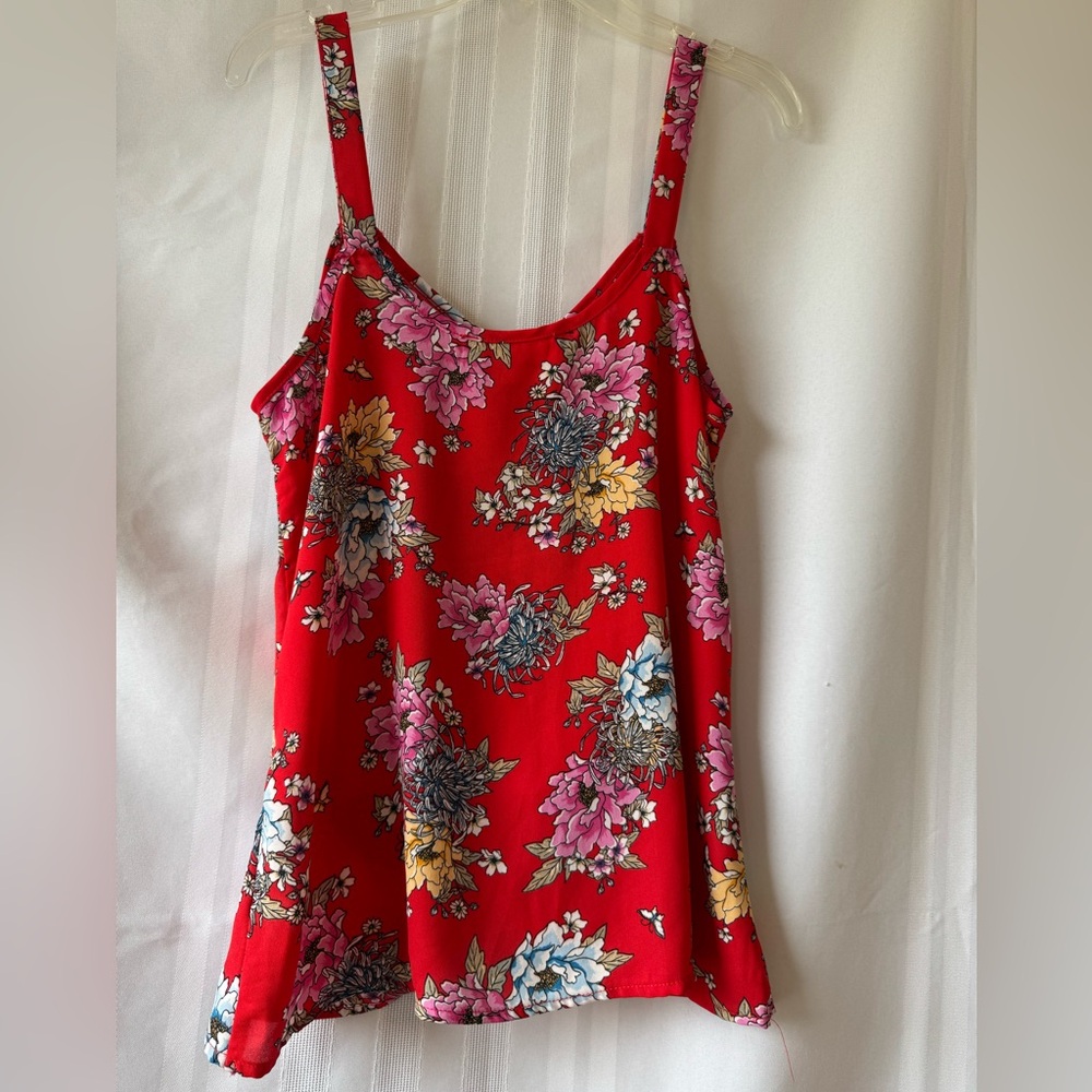 Pink Rose Blouse Women's Size S Sleeveless Red Floral Wrap Style V Neckline Top - Picture 2 of 5